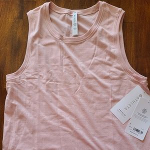 Athleta in motion tank NWT